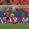 Belanda Rebut Takhta Grup F Usai Bantai Swedia 5-1