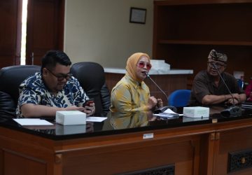 Komisi III DPRD Sulteng Cari Referensi Pembangunan Gedung Berkarakter Lokal