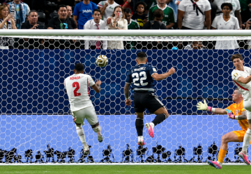 Drama Injury Time Terulang, Argentina Singkirkan Inggris 2-1
