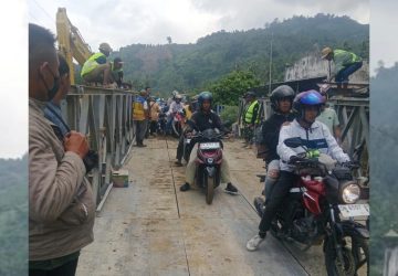 Banjir di Kasimbar, Jembatan Putus di Desa Peningka Sudah Bisa Dilalui