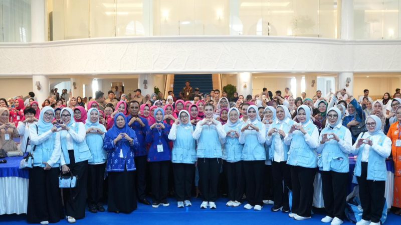Kunjungi Sulteng, Selvi Ananda Serukan Gerakan Hemat Energi