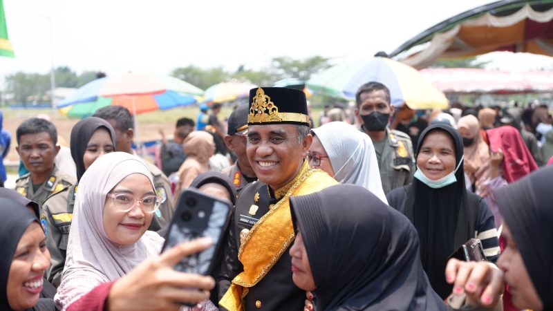 Anwar Hafid Tunda Sambutan HUT Buol demi Peserta Upacara, 5.000 Paket Sembako Disalurkan