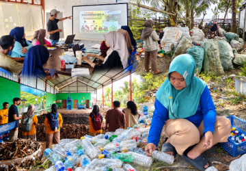 Dari Biaya Berobat hingga Isi Dapur, Bank Sampah Sintuvu Jadi Harapan Warga Lalombi
